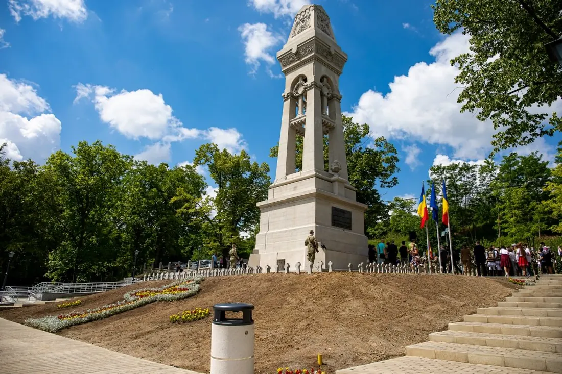 Monumentul Eroilor, Iași